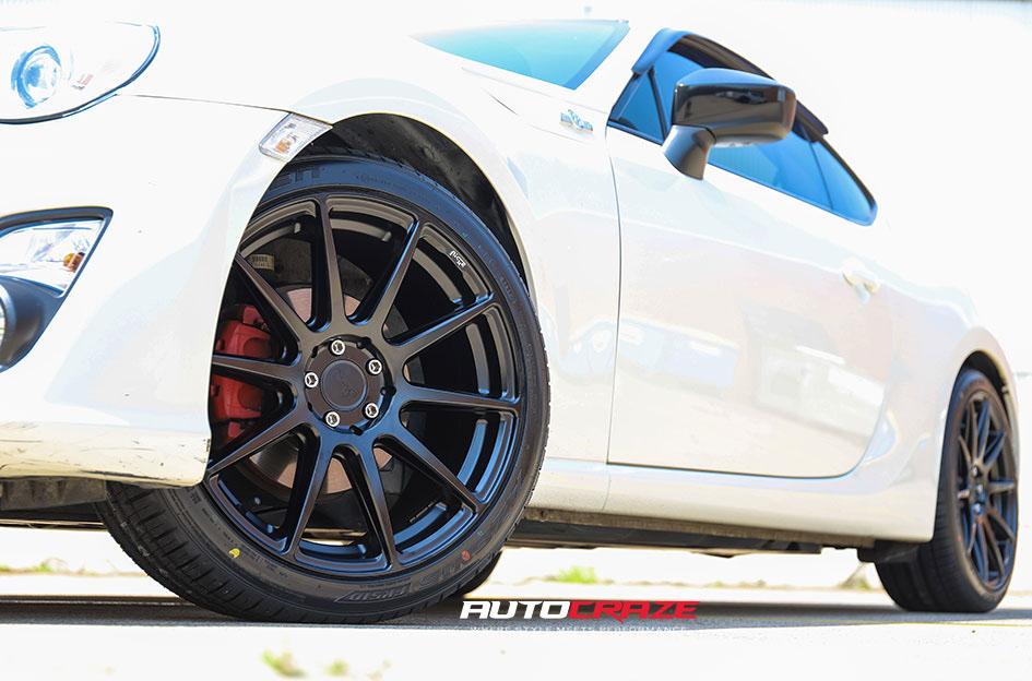 TOYOTA 86 ESSEN SATIN BLACK
